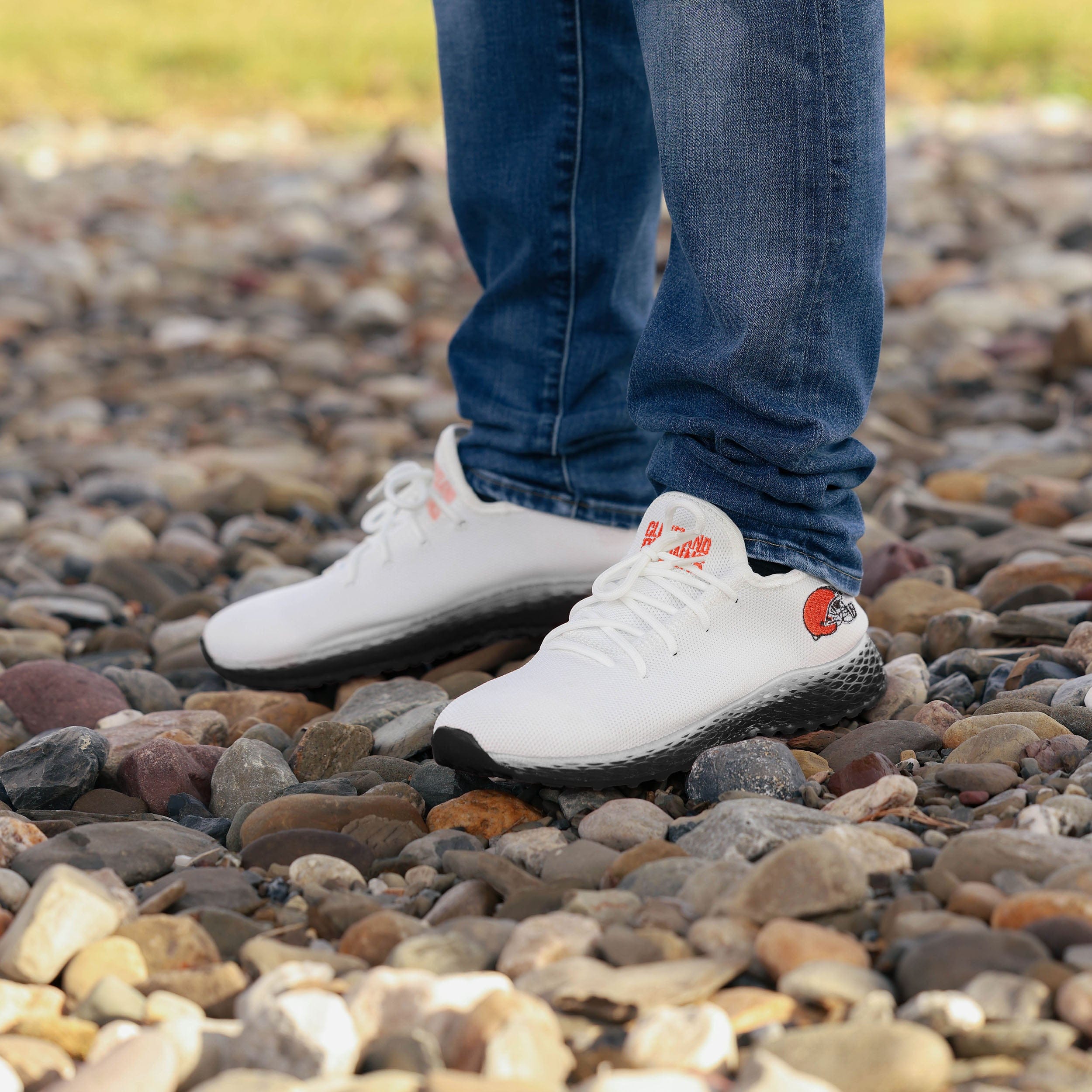 Exciting Cleveland Browns Gradient Midsole White Sneakers