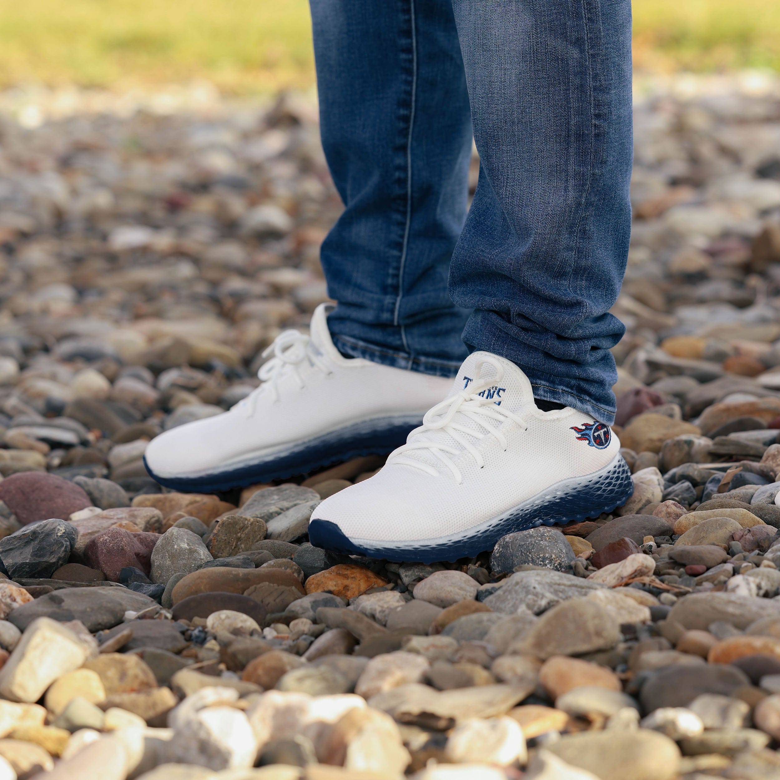 Tennessee Titans Gradient Midsole White Game - Day Sneakers